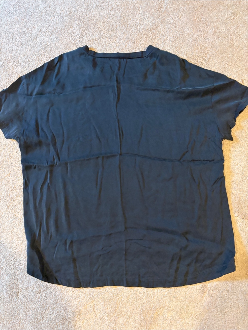 Quince XL black short-sleeve 100% silk top - Picture 4 of 5